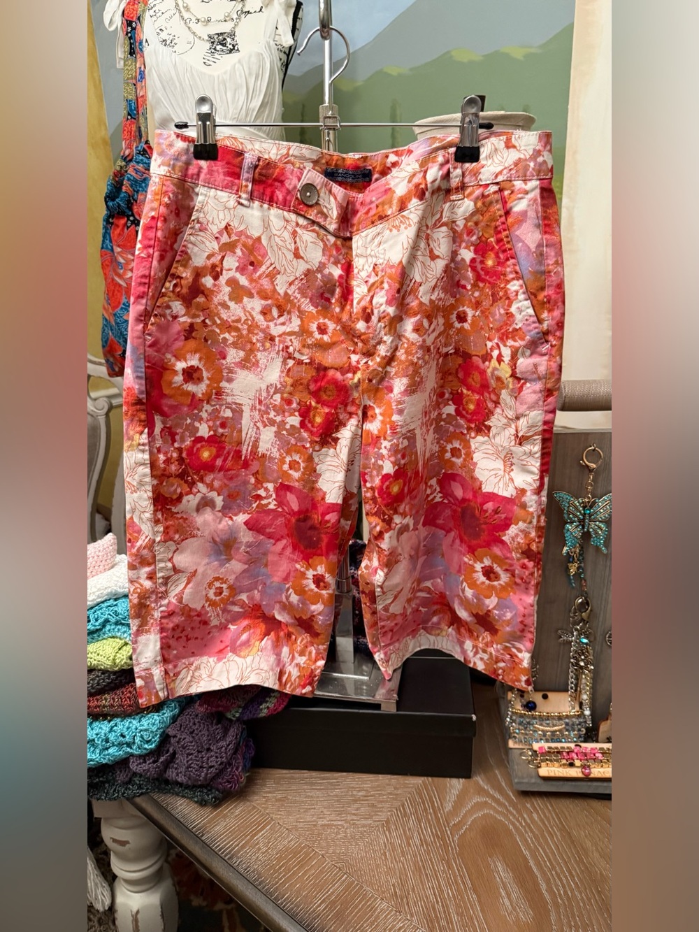 Bandolino Floral Print Bermuda Shorts in Pink & Orange